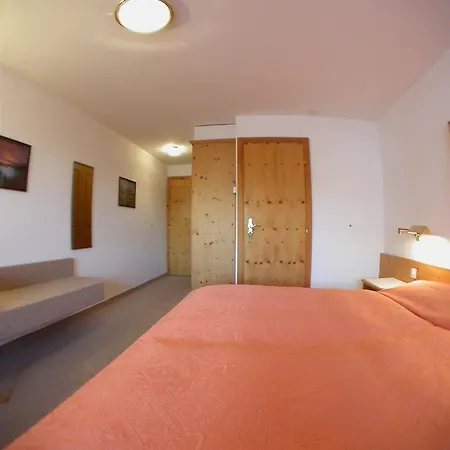 Poestli Maloja