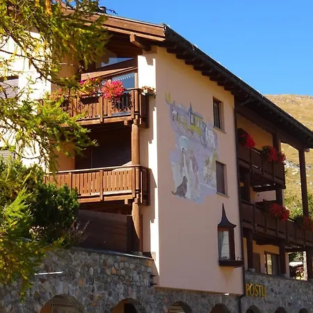 Hotel Poestli *