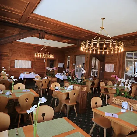 Poestli Hotel
